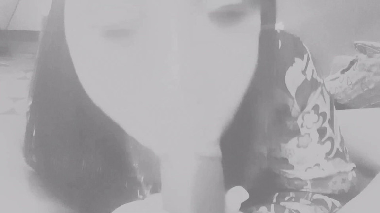 PornoJuice: Mia Kay fodida e facial por um grande homem negro