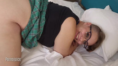 PornoJuice Faphouse: 34週妊娠中の白いプッシー、ビッグ・ブラック・ブルがブリーダー、サブミッシブ・キトゥン出演