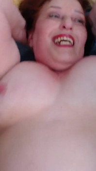1010 Vídeo super longo ao longo de 25 minutos toda a posição missionária pov e eu estou vestindo sexy red linger
