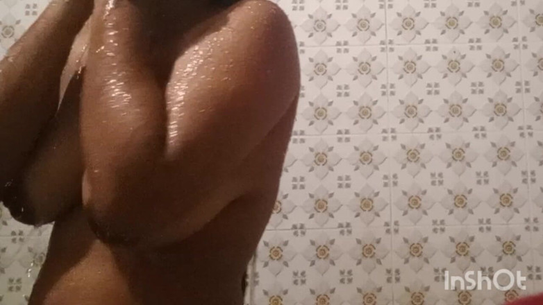 bdsupersex: Jannat показывает свои большие, показывает все тело девушки-коллажи