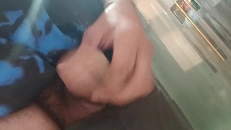 Mchez88: Jerking off