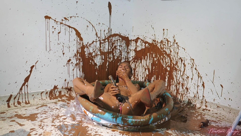 MartinaMagni: Me castigan con grandes cantidades de chocolate
