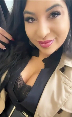 LadyAyse5: Bună dimineața cu MILF 2