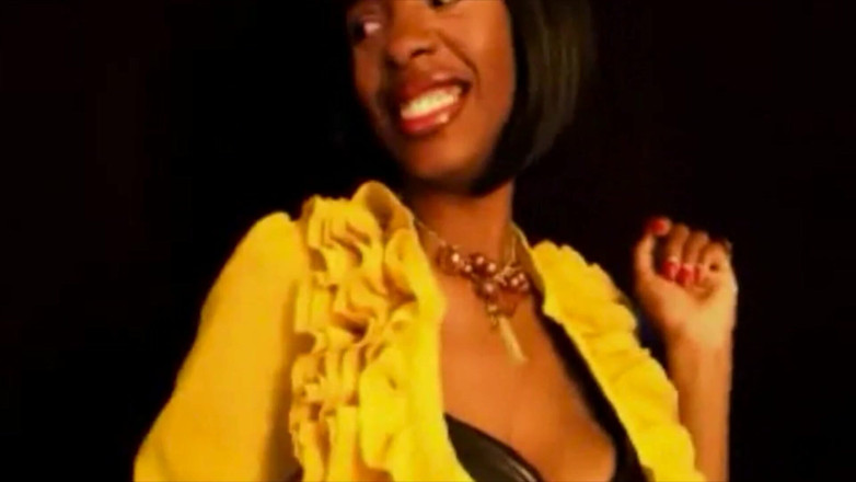 The Goddess Simone: Flirtatious uctívání rtů