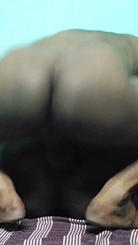 Desi Bhabhi Sexy video lízání kundičky a lízání zadku mrdka v kundičce