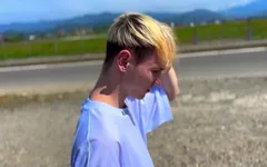 Nick Lewis Convinced a Handsome Straight Guy to Give Him a Bliwjob for Funds on a Beach