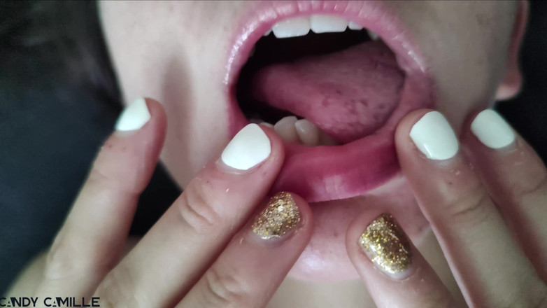 Candy Camille: Estremamente figa da vicino