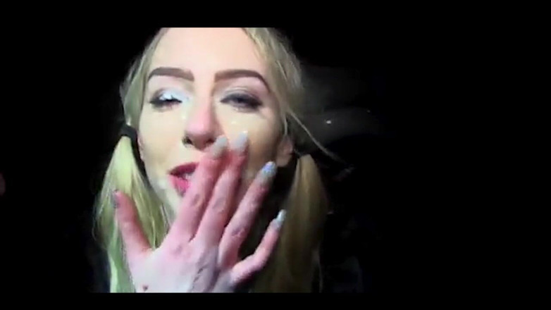 Creampie Clinic: Молода блондинка робить мінет і отримує великий камшот на обличчя