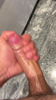 Con cặc của tôi rò rỉ ra ngoài - Đáy đầy với Precum & Horny Cumshot