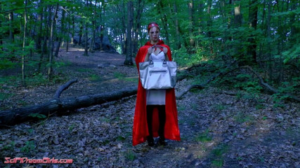 SciFi DreamGirls: SciFi Dreamgirls episod 11: Little red rosiebot