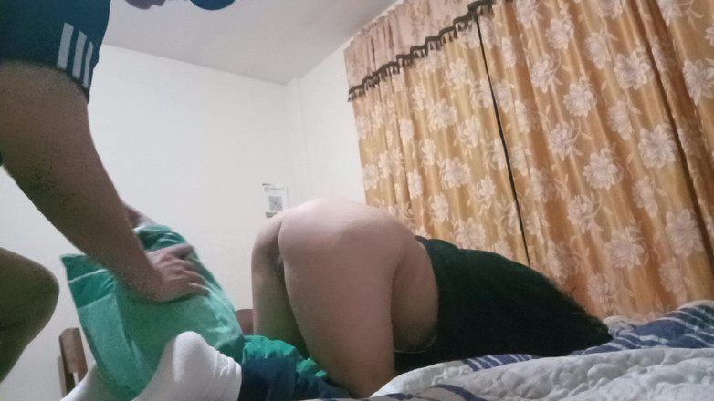 Moo DBOXXX: Impregnací mého 18letého křesťanského přítele, chce začít se mnou