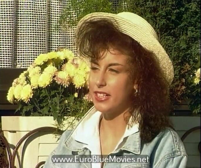 Euro Blue Movies: สาวลามก 1 ซีซั่นของสาวร่าน (1989)