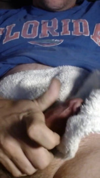 Dubesnackes Here to Masturbate My Big Little Cock