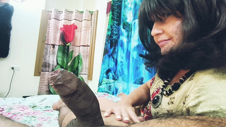 Bolly Karma: Аматорська мамка отримує міжрасовий секс з великим чорним членом