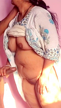 Indian Desi Bitch Without Mood Painful Fuck Video Scene.