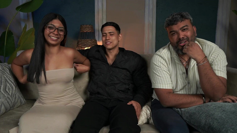 Angel Cruz: Nos Bastidores! Minha Meia-irmã Latina Rabuda Quer Meu Pau Enorme