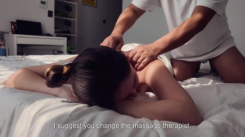 Alina Rai: Právě Jsem Požádala Svého Nevlastního Syna O Masáž... a Teď...