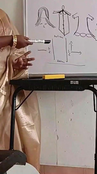 Giáo viên may mặc saree đụ học sinh - 1