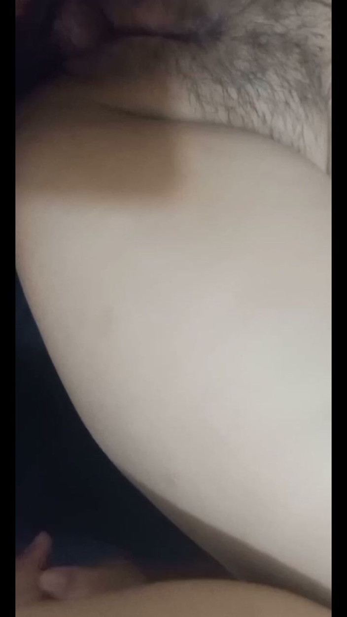 worldjeri69: Enjoying a Very Smooth Pussy Tembmem