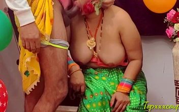 Valentine Special:- Hot Bhabhi Doggystyle Fuck in Office.