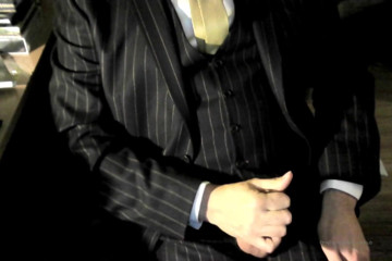 SuitedSub: Meraba-raba pinstripe...