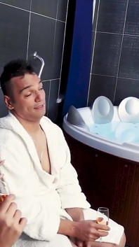 अगर मैं Laura Fiorentino को चोदता हूं तो मुझे माफ कर दो सौतेली मम्मी