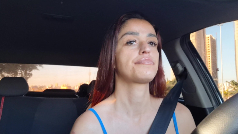 ksalnovinhos: Married Woman Becomes an App Driver and Catches a Passenger...