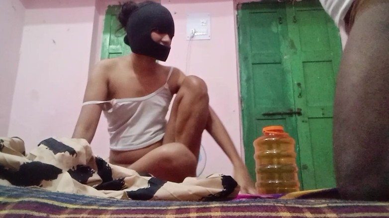 Riya babe: Desi Młoda dziewczyna hardcore ssanie