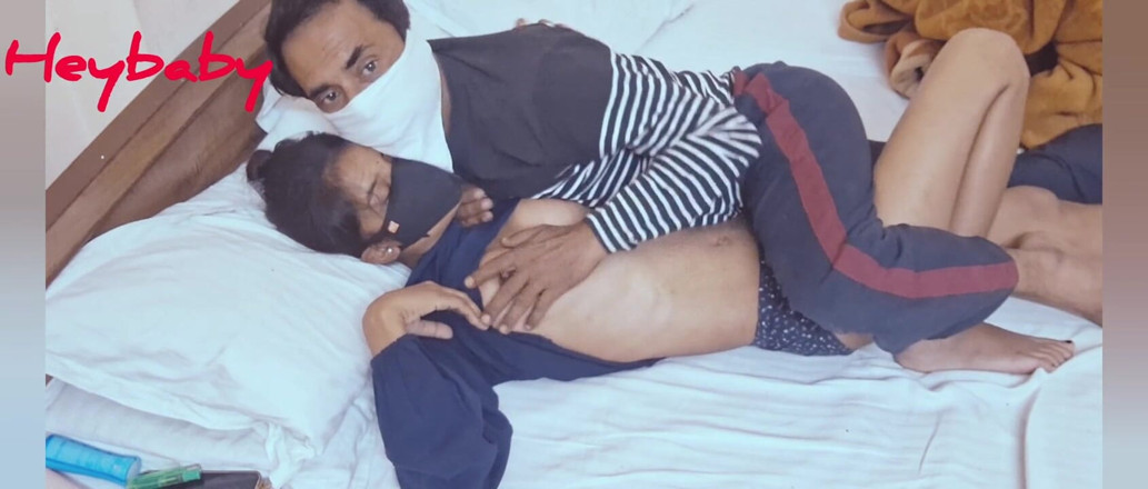 Heybaby: 与热辣性感的女友的冬季最佳浪漫