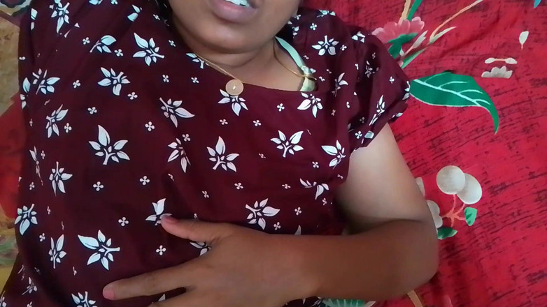 LEGSCOUPLE12: Mulut gadis desa tamil ini dientot habis-habisan sama besar suaminya