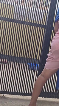 阿拉伯继母在户外潮吹