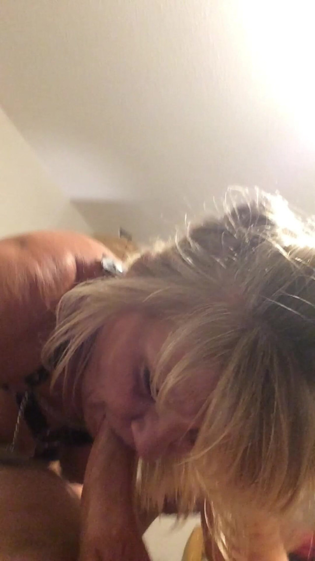 Amateur Deepthroat (Milf-T)
