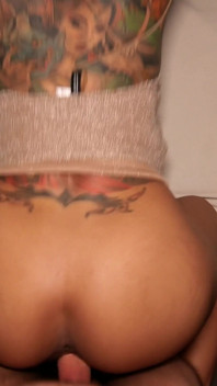 Asiática milf com peitões: hardcore cachorrinho e papai-e-mamãe