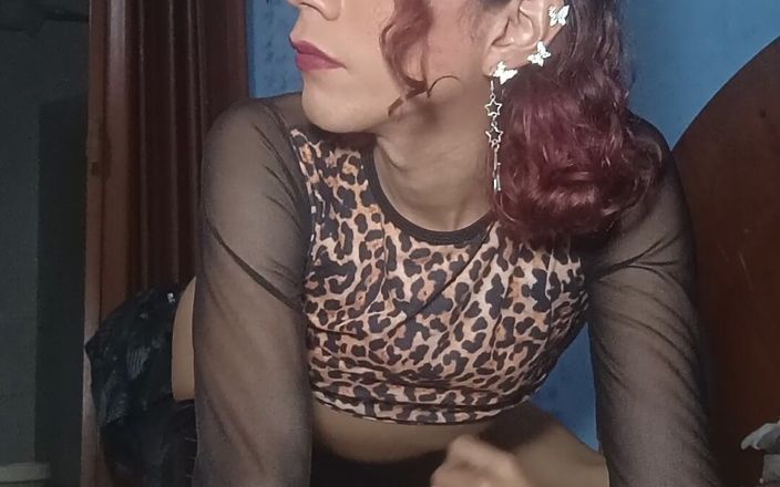 Femboy from Colombia: 마지막 순간은 모든 것을 주는 최고의 순간입니다.