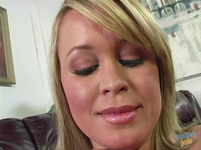 Mano Job: Бит-сессия с лифчиком