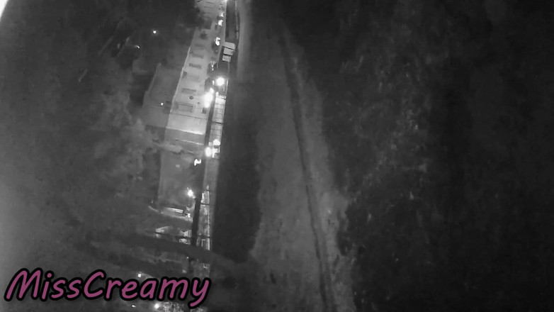 Miss Creamy: Misscreamy insegnante di francese estremo pompino in strada in piena...