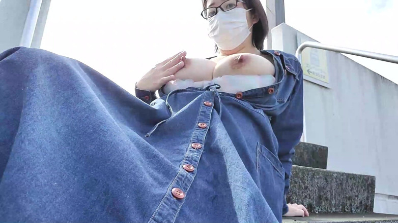 aika: A Married Woman Gets Excited by Outdoor Masturbation