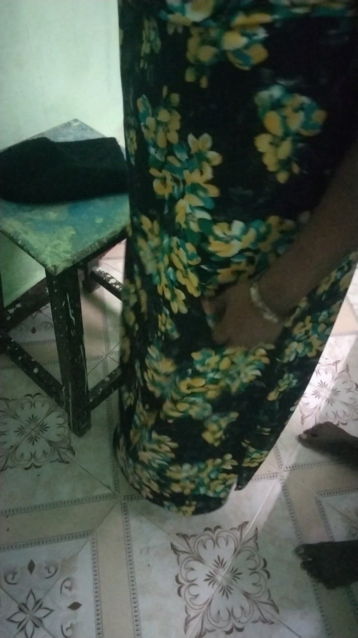 Tamil lesbian: Pertunjukan bugil - setelah pemotretan seks