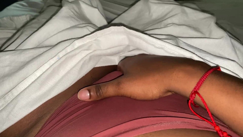 olivercastelistar: Saya merakam jiran saya melihat satu sama lain selepas sarapan...