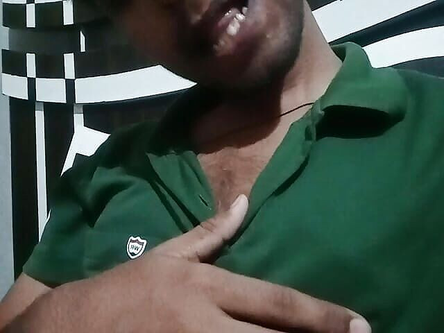 sexy_series: Красивый паренек с красивым членом и сосками