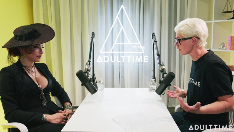 Adult Time Podcast: Ariel Demure, 올 트랜스 Org*es 및 성별 불안 | 성인 시간 팟 캐스트
