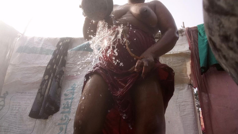 Sadia vabi: Village Vabi Show His Beautiful Pussy