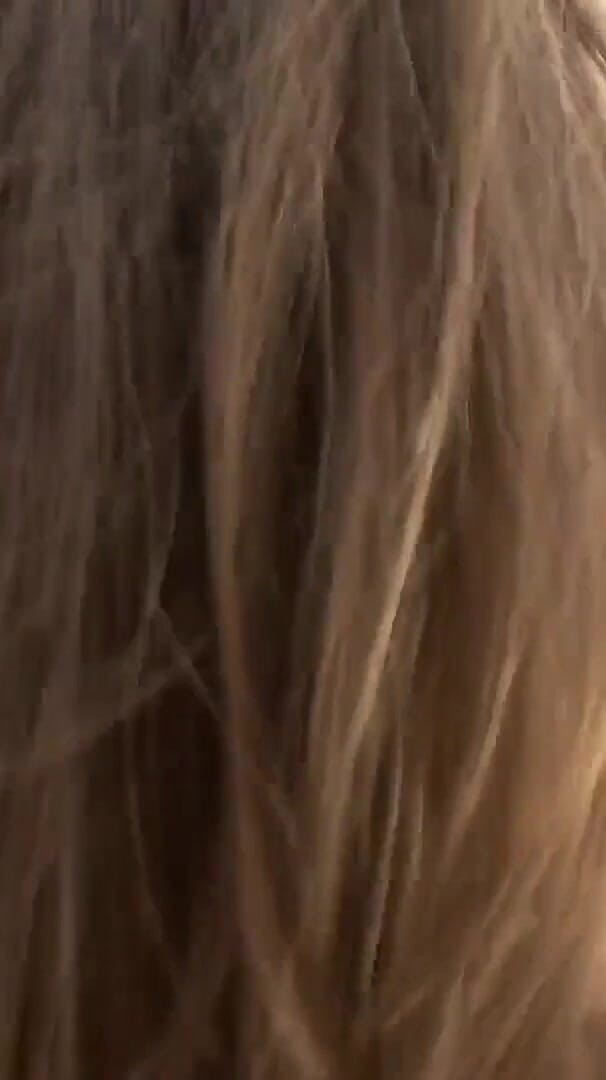 Big cock lovers: 18-jähriges schätzchen alex chance, eine schlampe mit rasierter muschi liebt...
