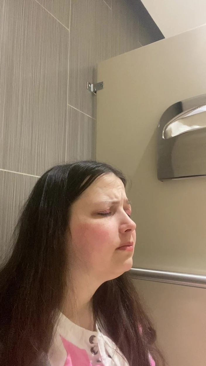 MissChrystalline: Unplanned but a Very Welcome Orgasm