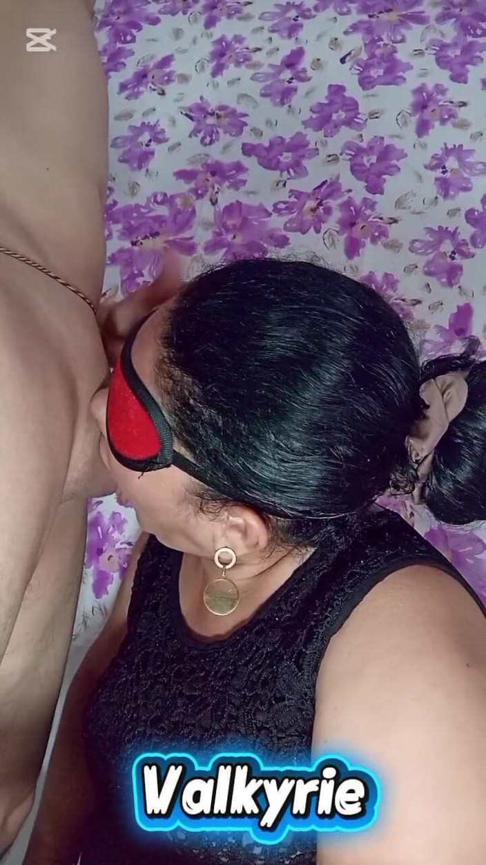 Valkyrie Blowjob and Deepthroat: Domácí orální sex mému baculatému