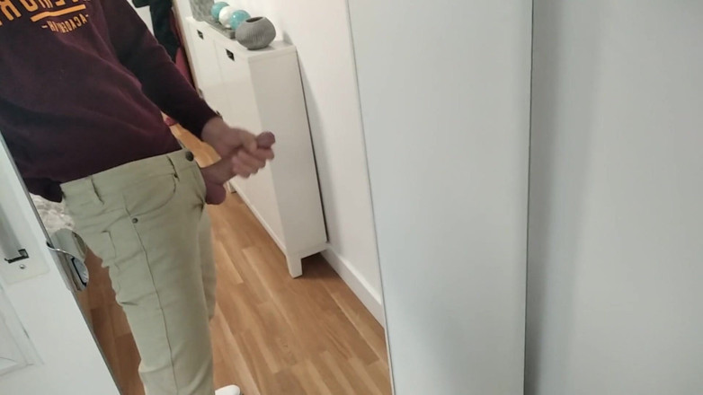 Elvissc: Amateur Man Jerking Big Cock Very Hard and Venous Before...
