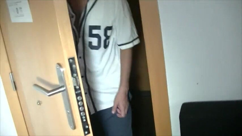 Gaybareback: XXLコックファック筋肉ゲイ