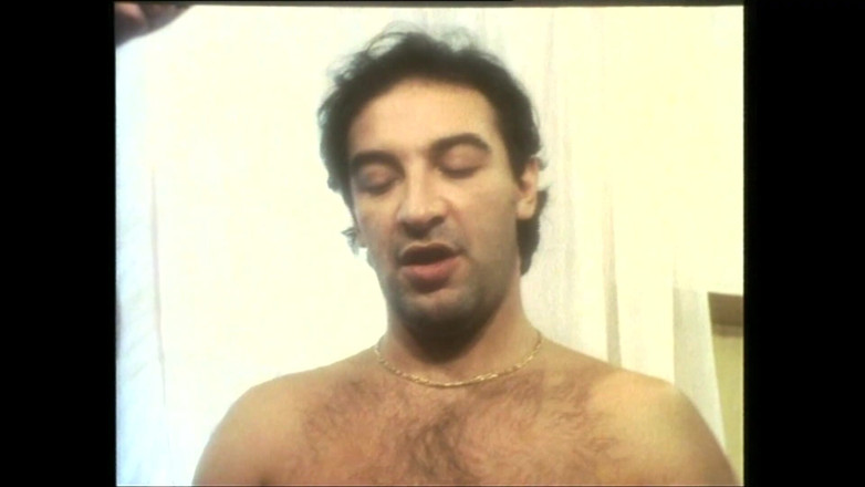 Vintage megastore: Pesta seks vintaj dengan Moana Pozzi muda dikongkek dan dipancut...