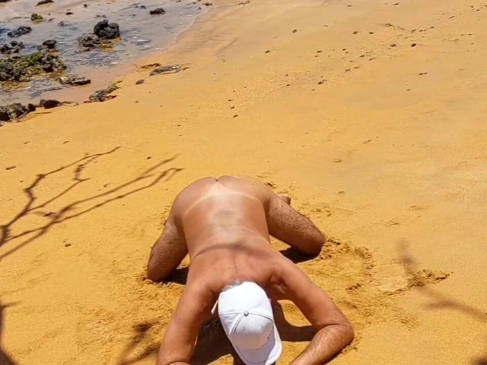 Ladysilvas: Ladysilva Naken på stranden Kom knulla min giriga röv