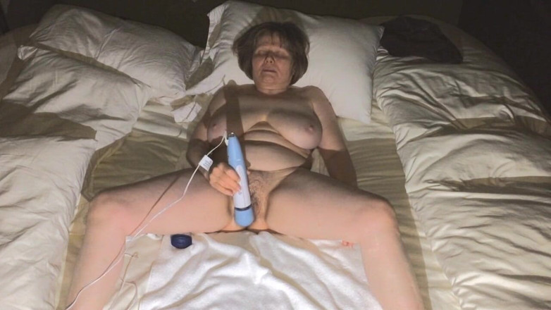 MarieRocks: Horny solo weekend in my secret masturbation room - part2